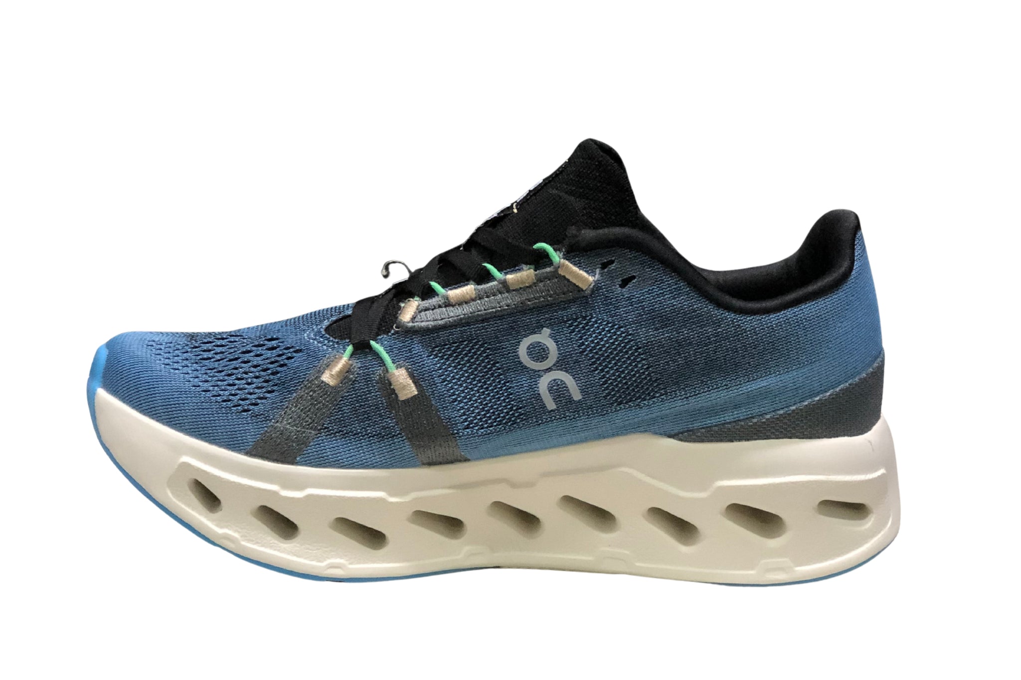 On Cloudeclipse Running | און קלאוד