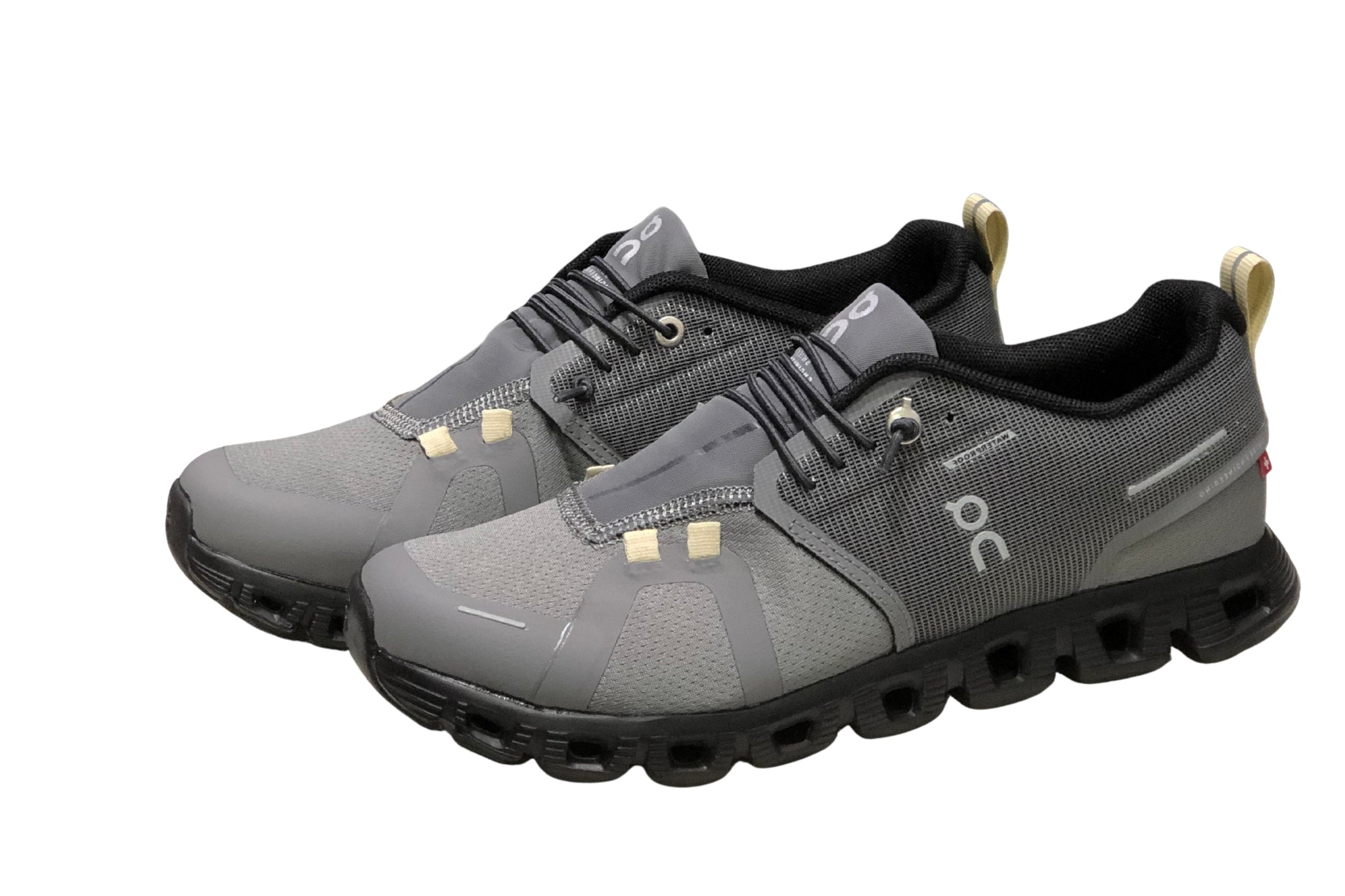 On Cloud 5 Running | און קלאוד