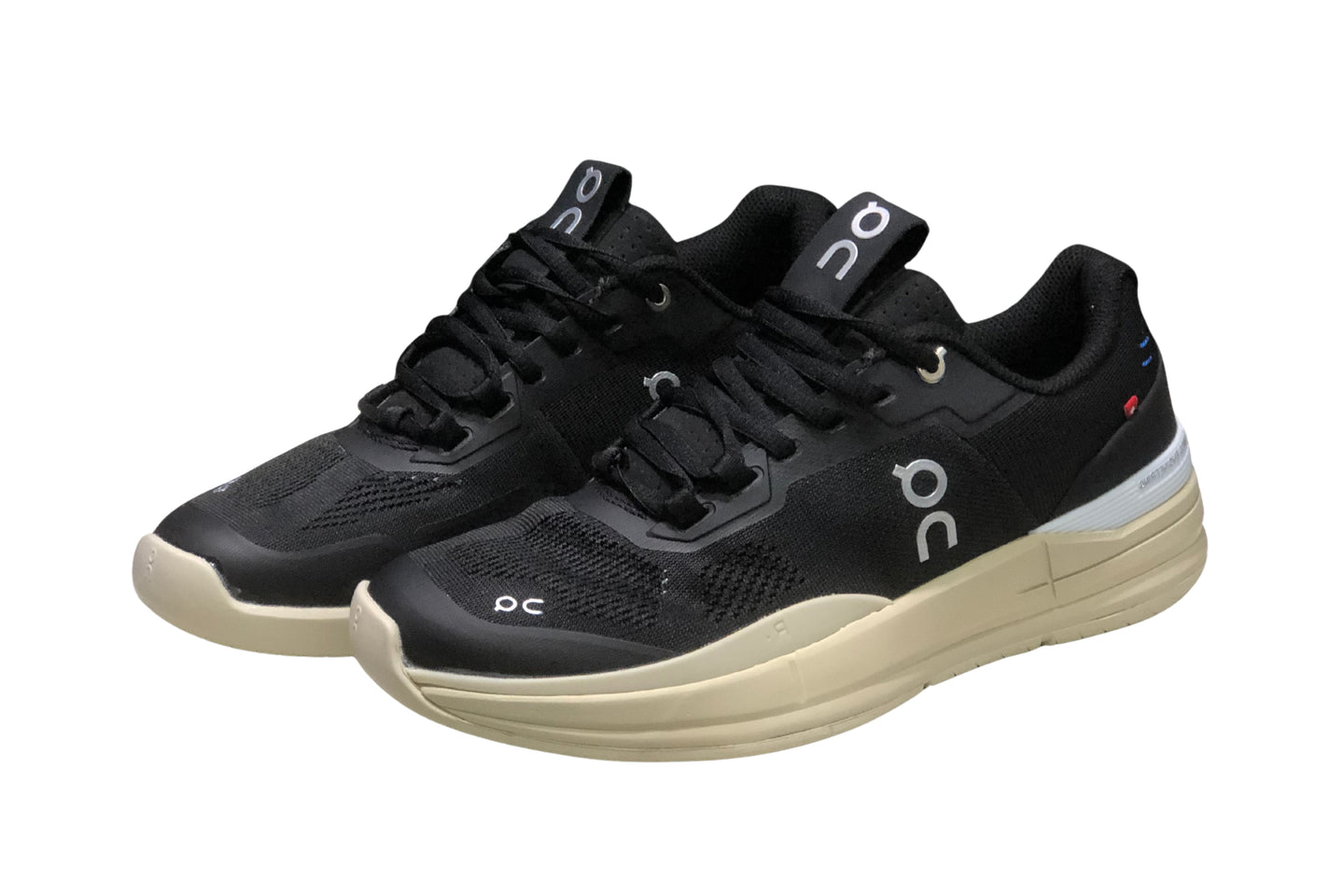 On The Roger Rro Running | און קלאוד