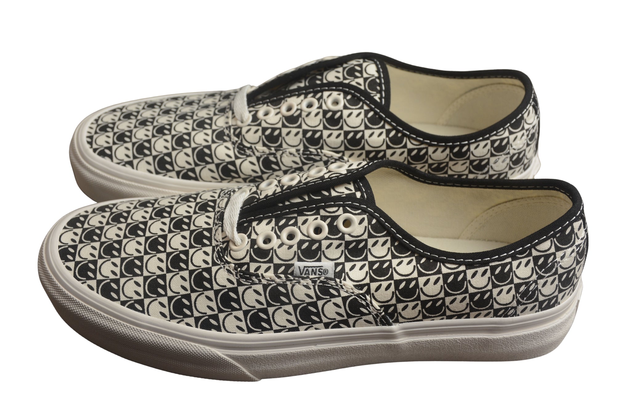 Vans Authentic VR3 | ואנס - SneakeSpot