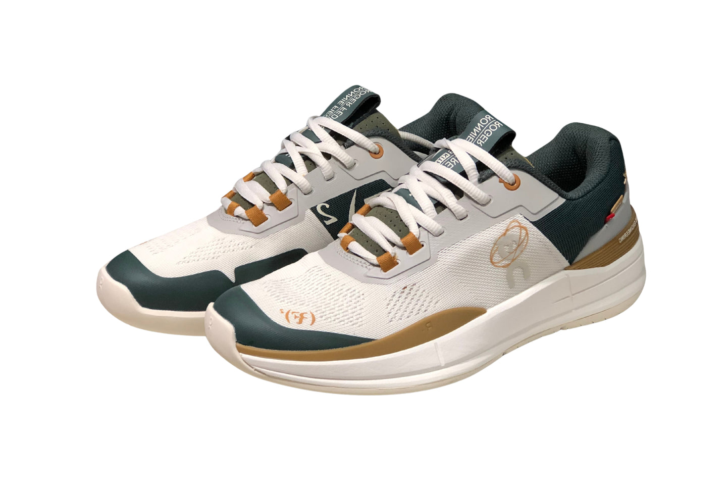 On The Roger Rro Running | און קלאוד