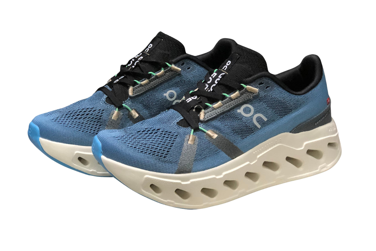 On Cloudeclipse Running | און קלאוד