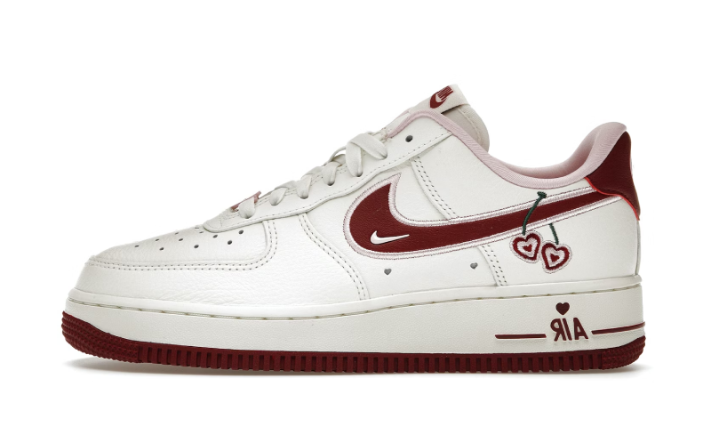 Air Force 1 Low Valentine's Day 2023 | איירפורס נמוכות