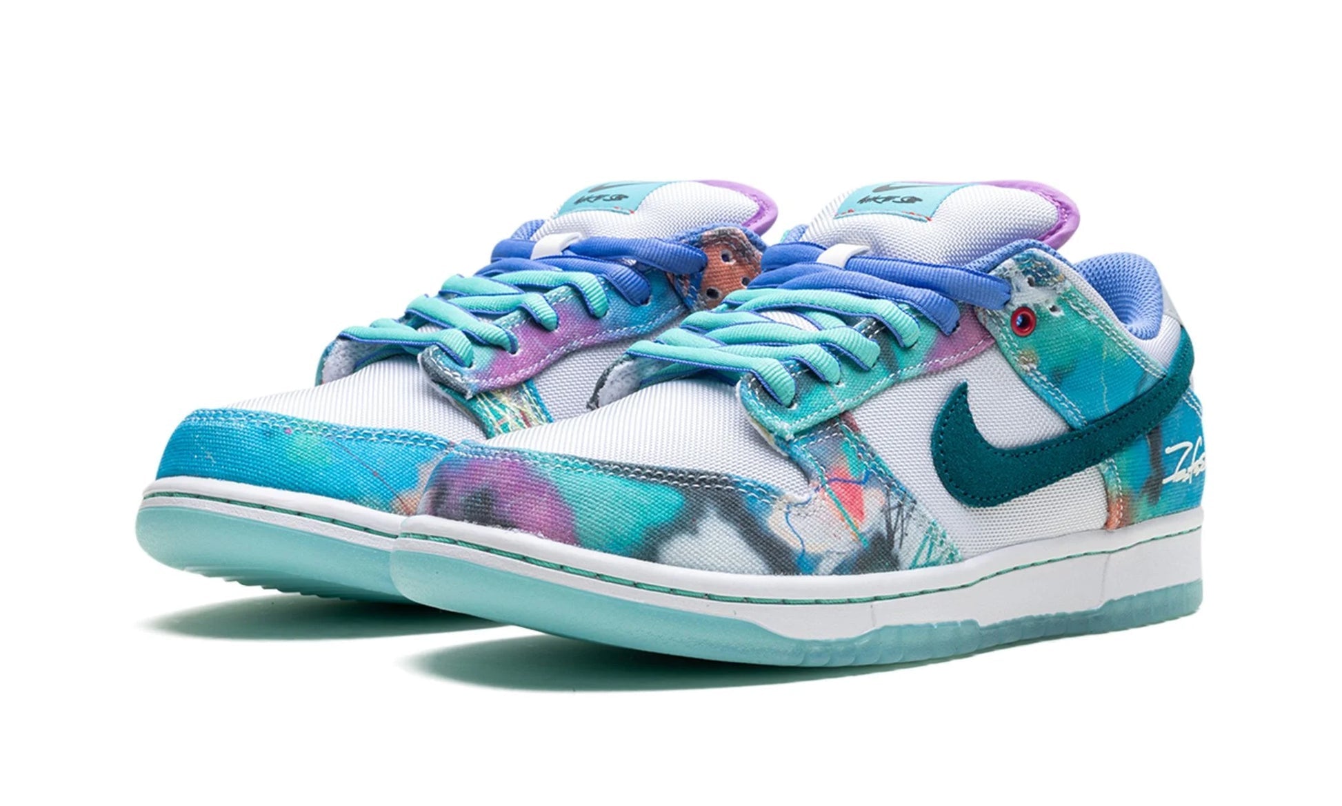 Dunk Low SB Futura Laboratories Bleached Aqua | דאנק נמוכות