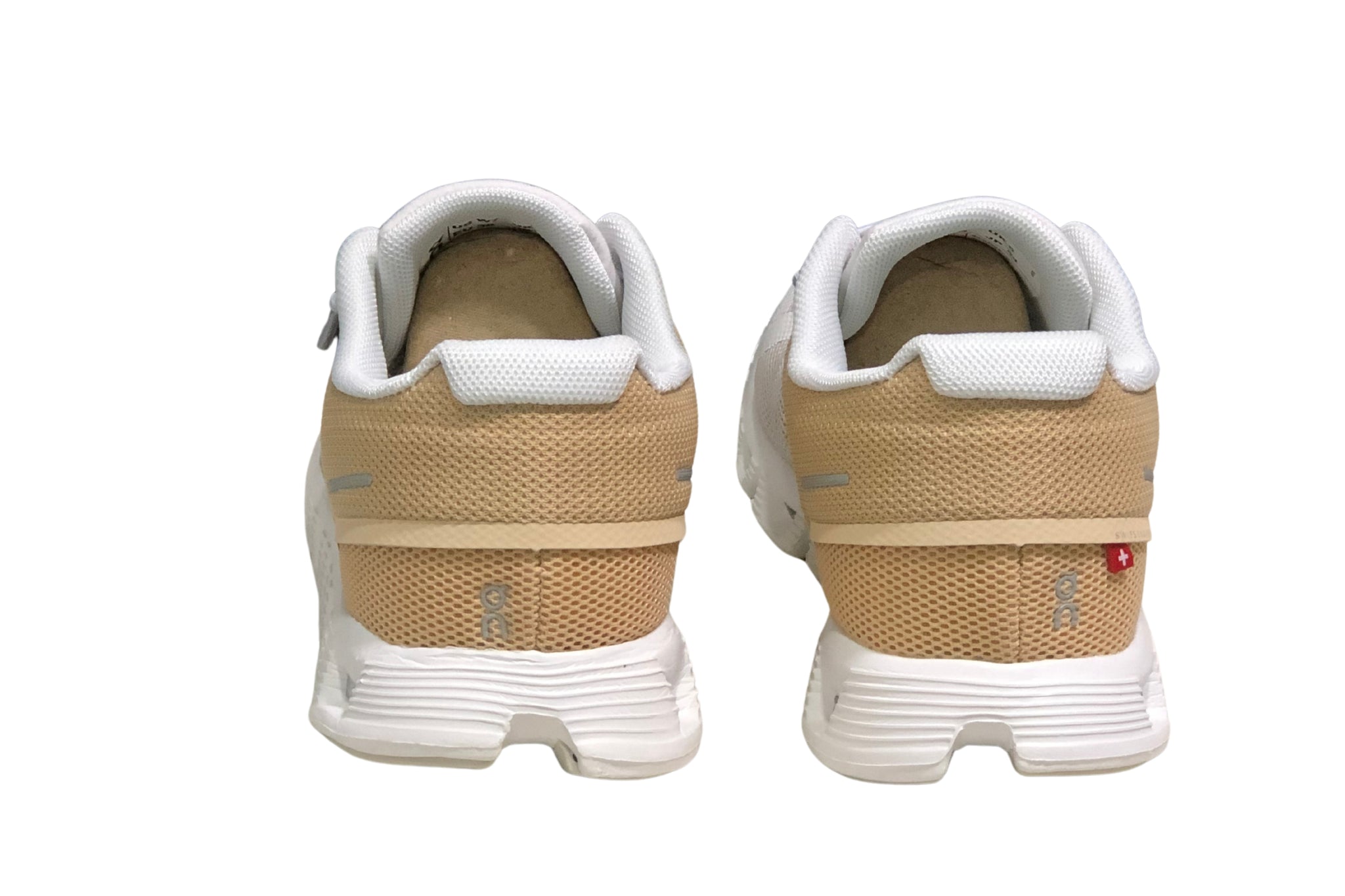 On Cloud 5 Running | און קלאוד