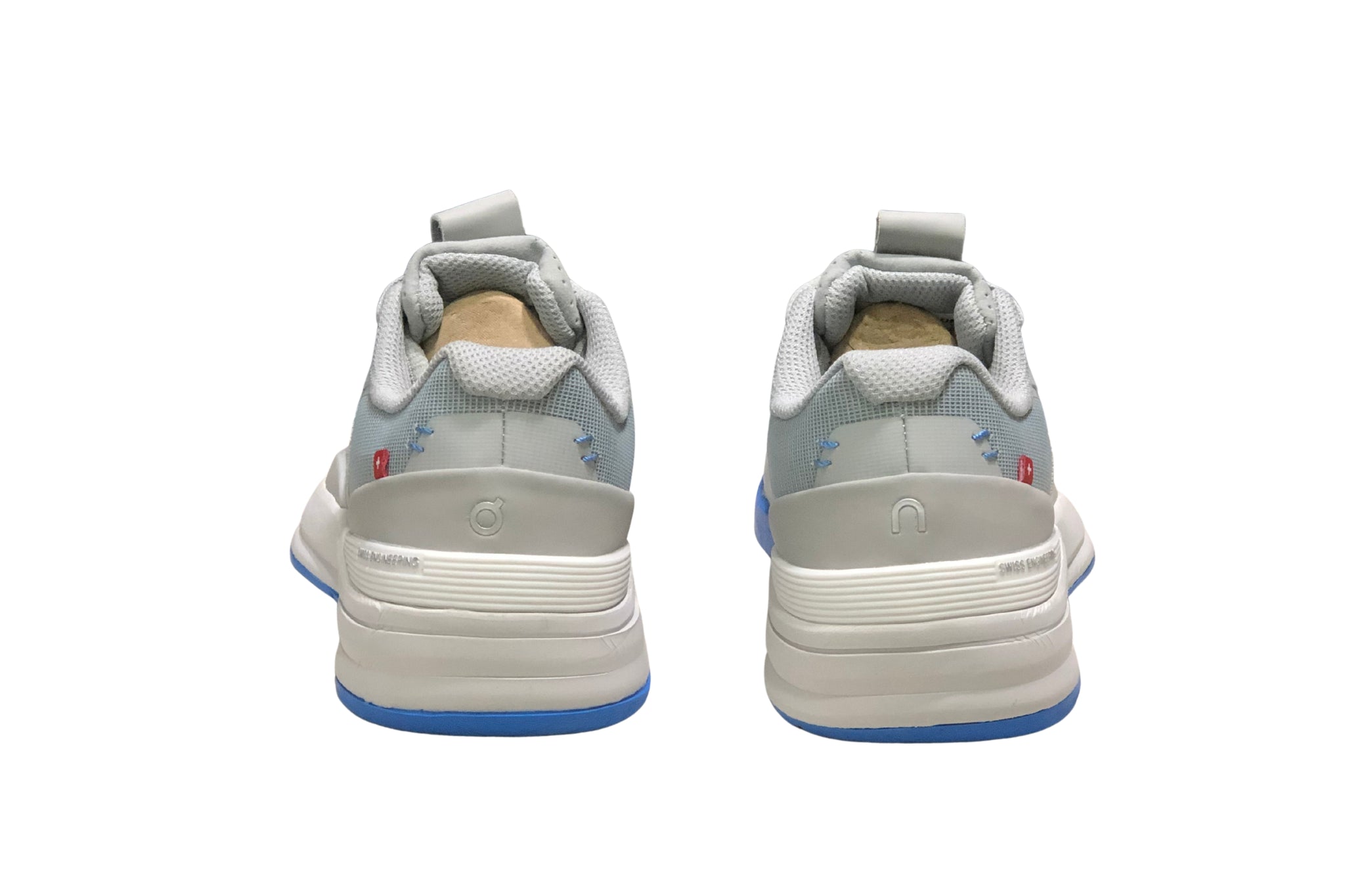 On The Roger Rro Running | און קלאוד