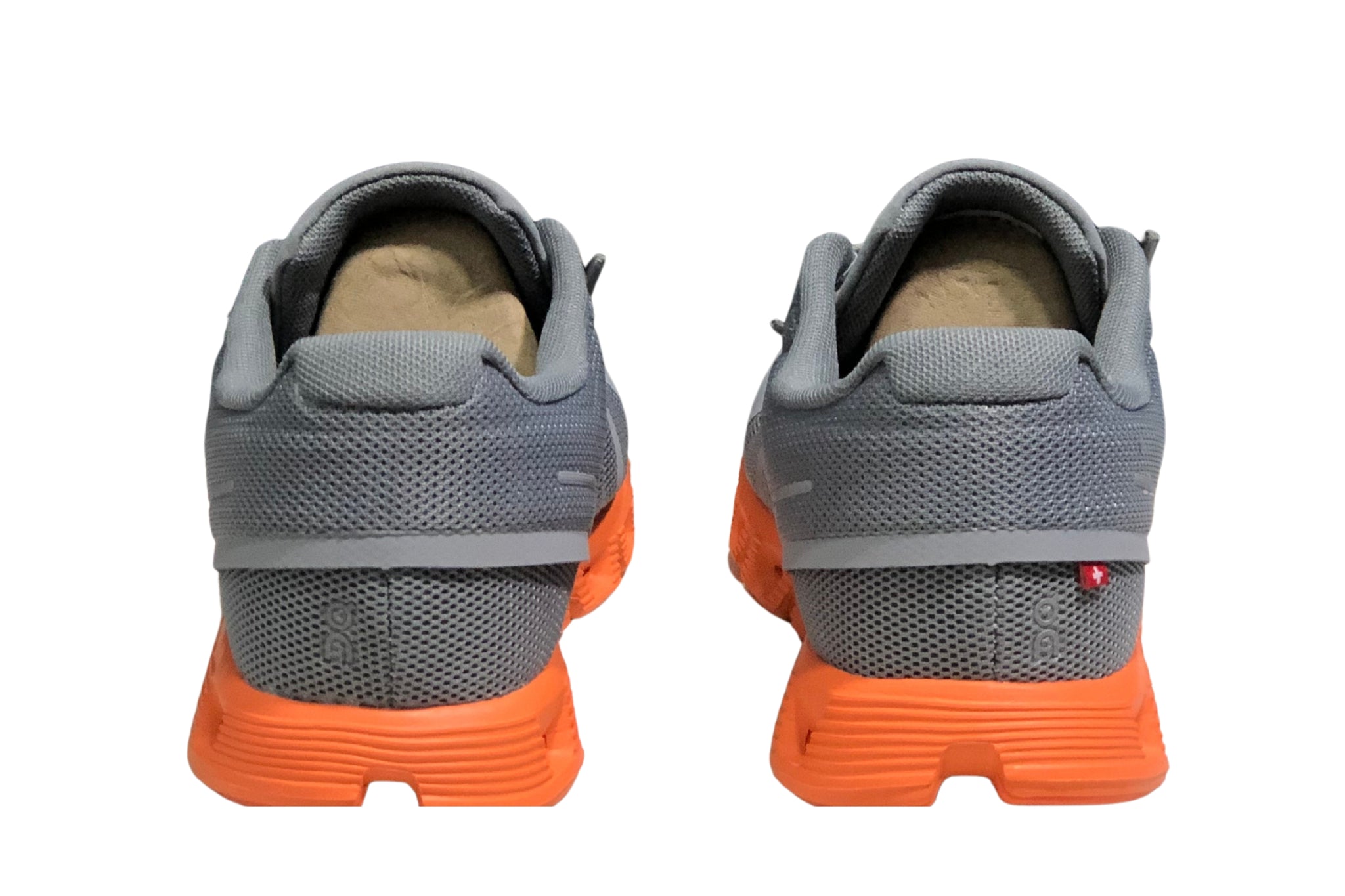 On Cloud 5 Running | און קלאוד