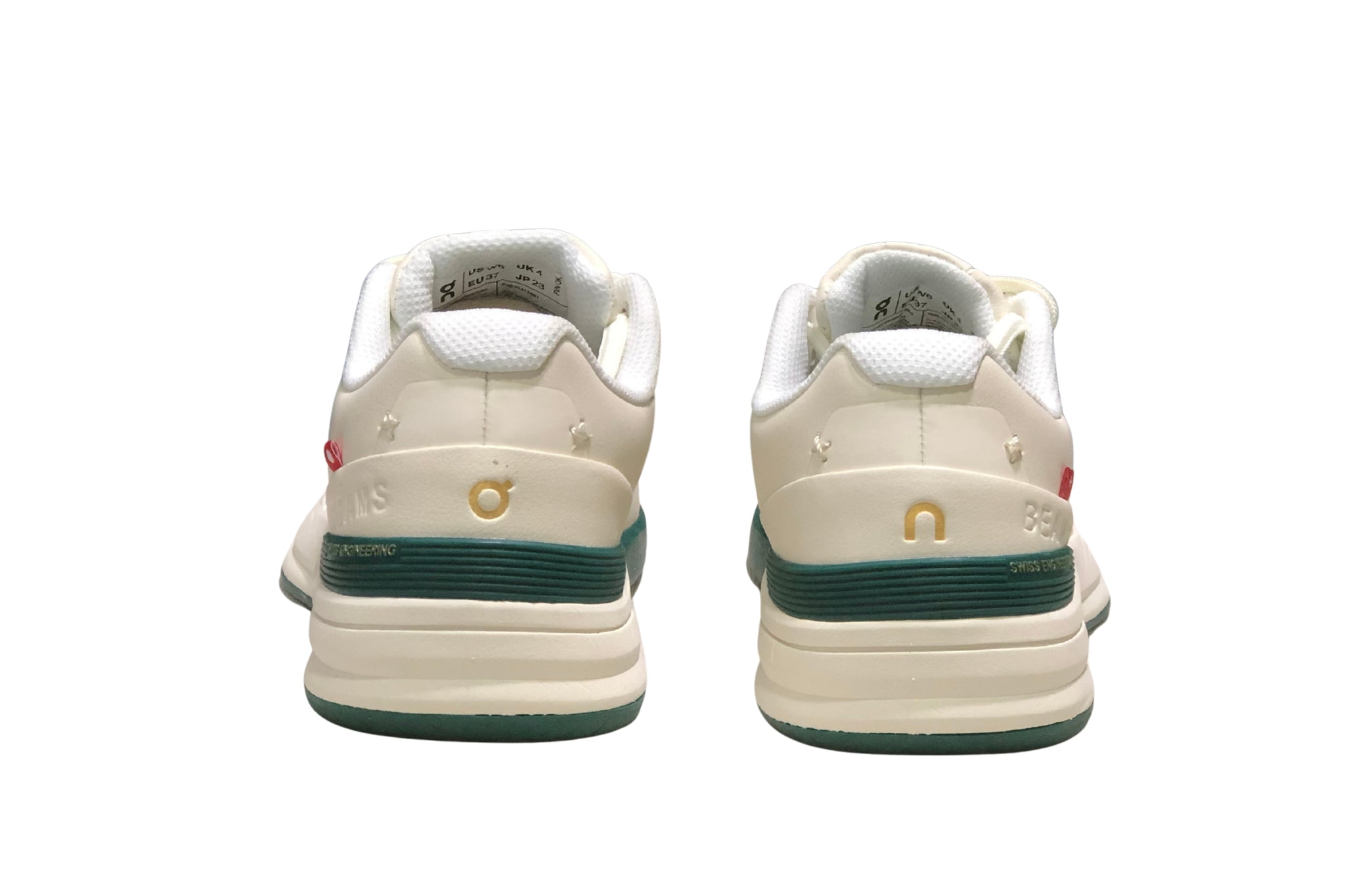 On The Roger Rro Running | און קלאוד