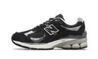 New Balance 2002R Protection Pack Black | ניו באלאנס