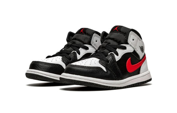 Air Jordan 1 Mid Kids Chile Red | אייר ג'ורדן ילדים - SneakeSpot