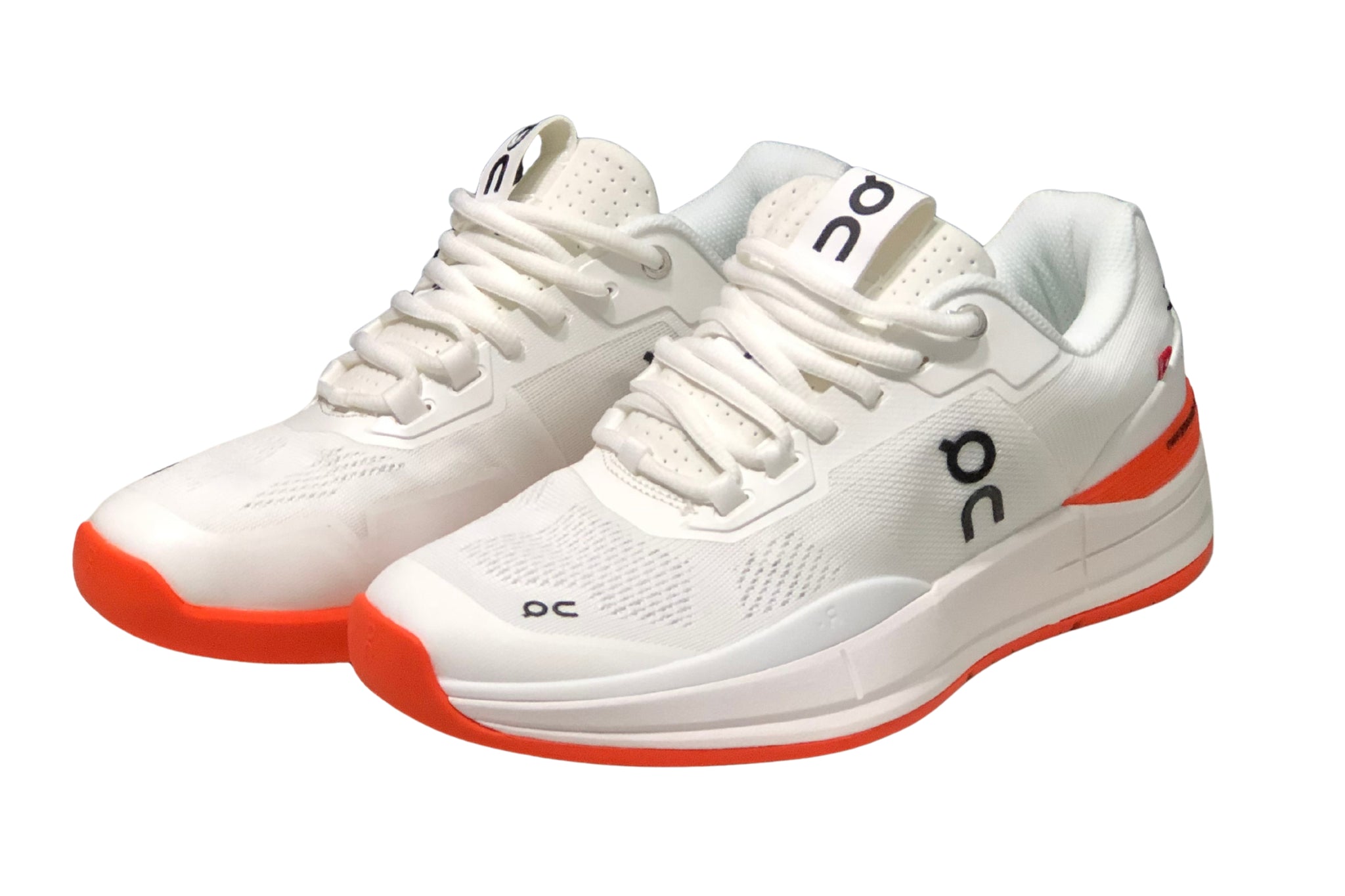 On The Roger Rro Running | און קלאוד