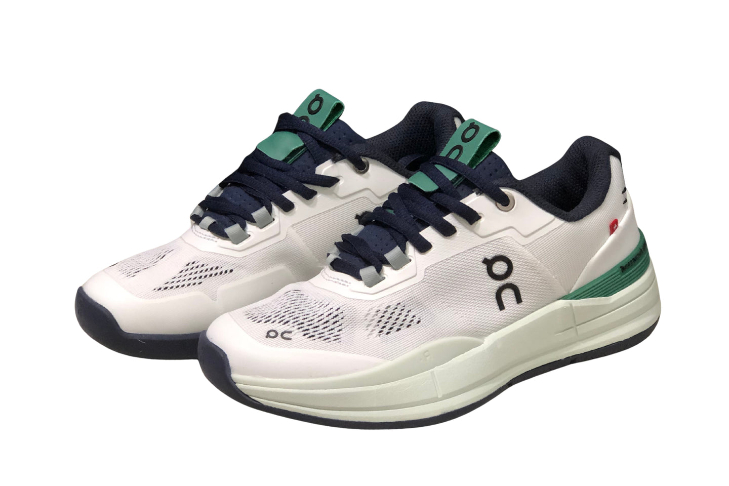 On The Roger Rro Running | און קלאוד