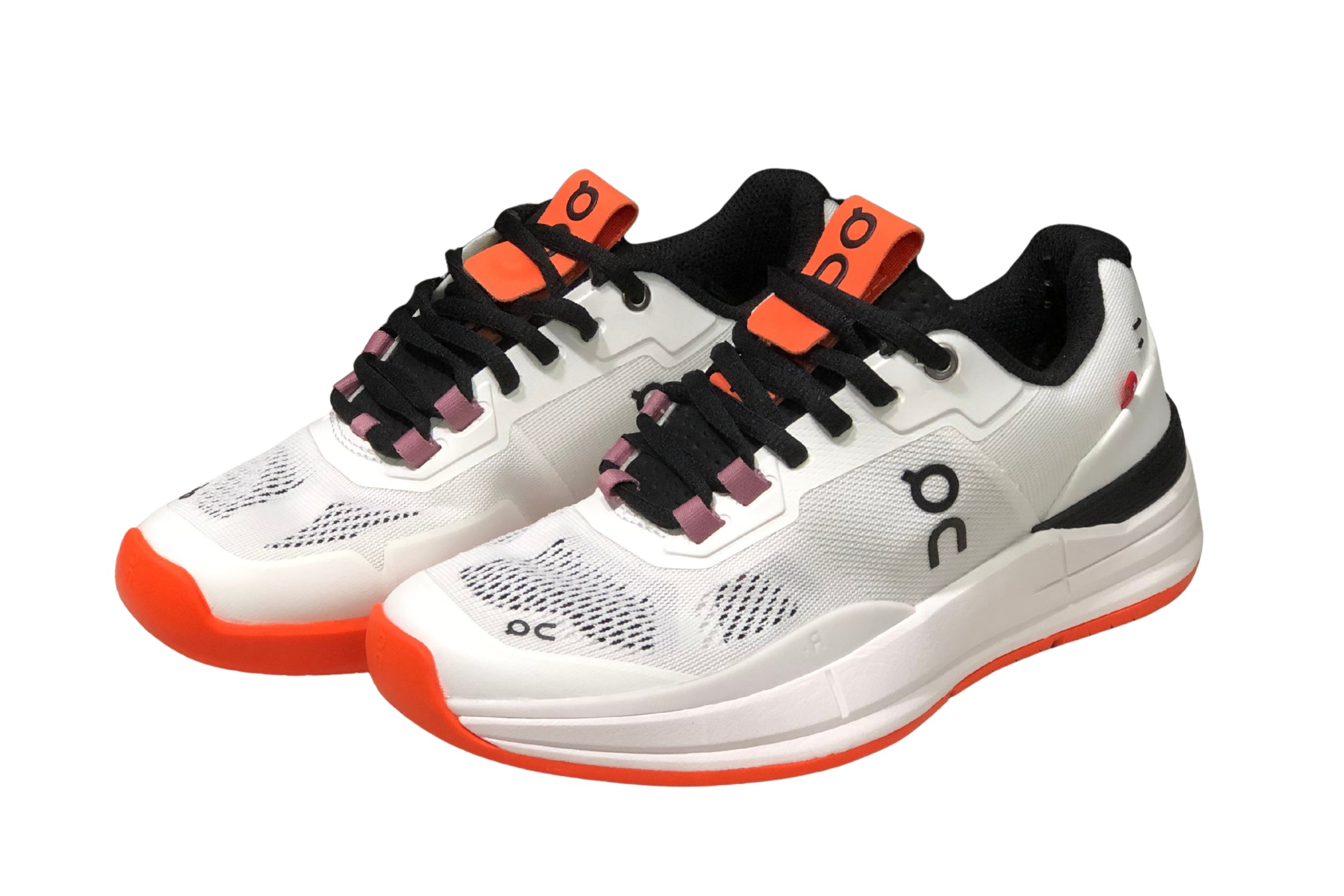 On The Roger Rro Running | און קלאוד