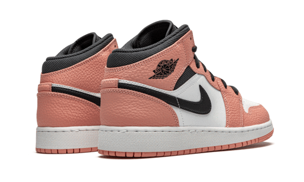 Air Jordan 1 Mid Pink Quartz | ג'ורדן 1 מיד - SneakeSpot