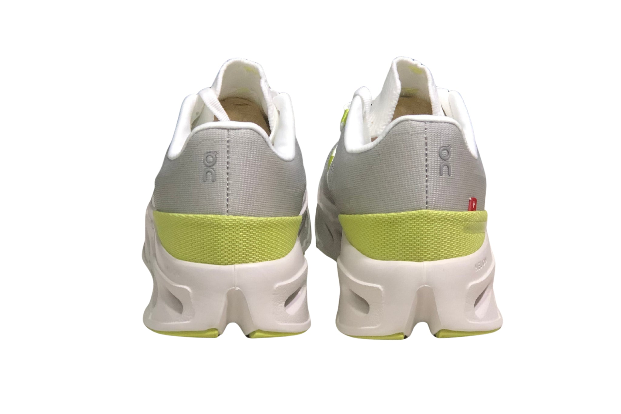 On Cloudeclipse Running | און קלאוד