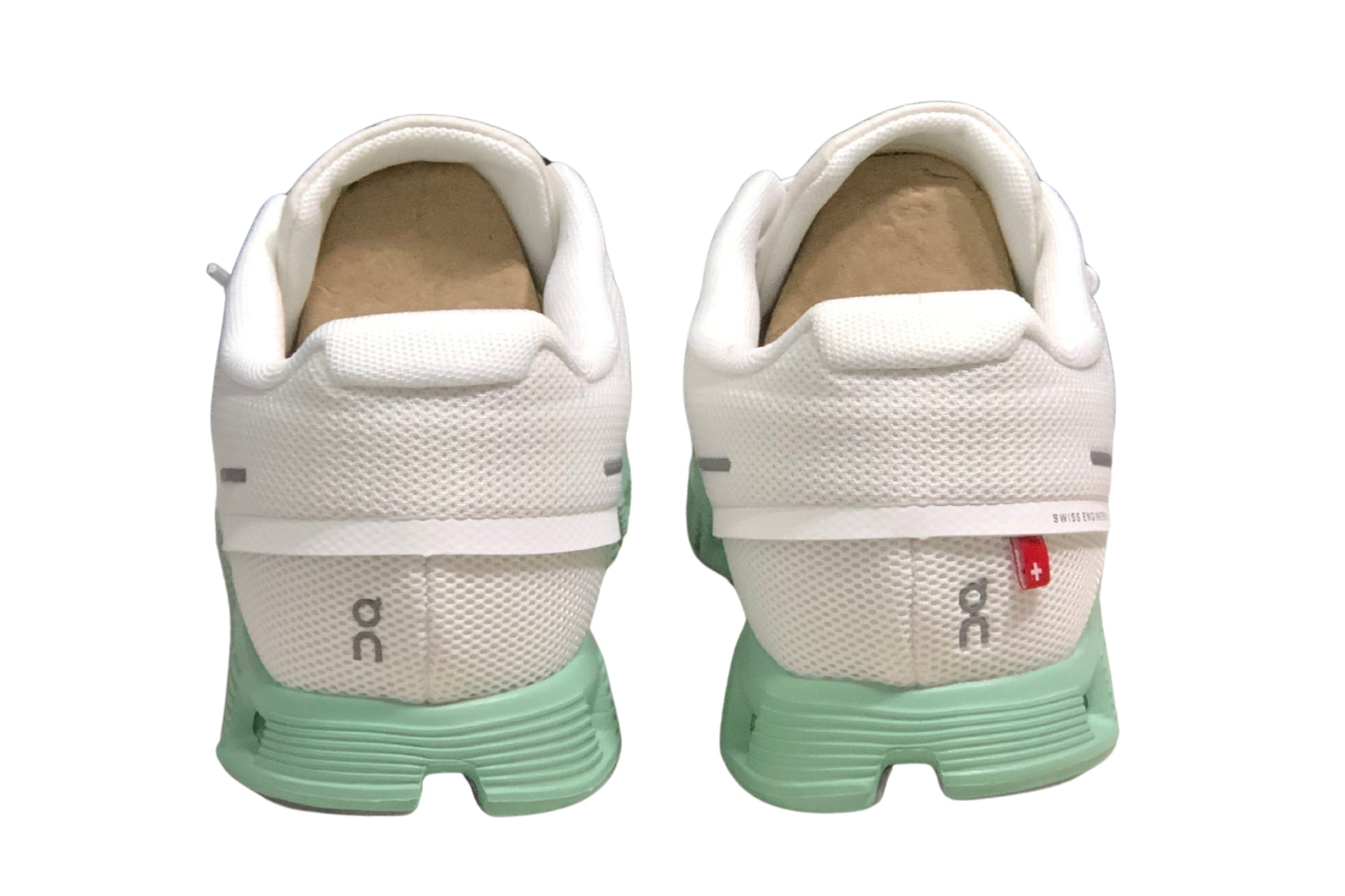 On Cloud 5 Running | און קלאוד