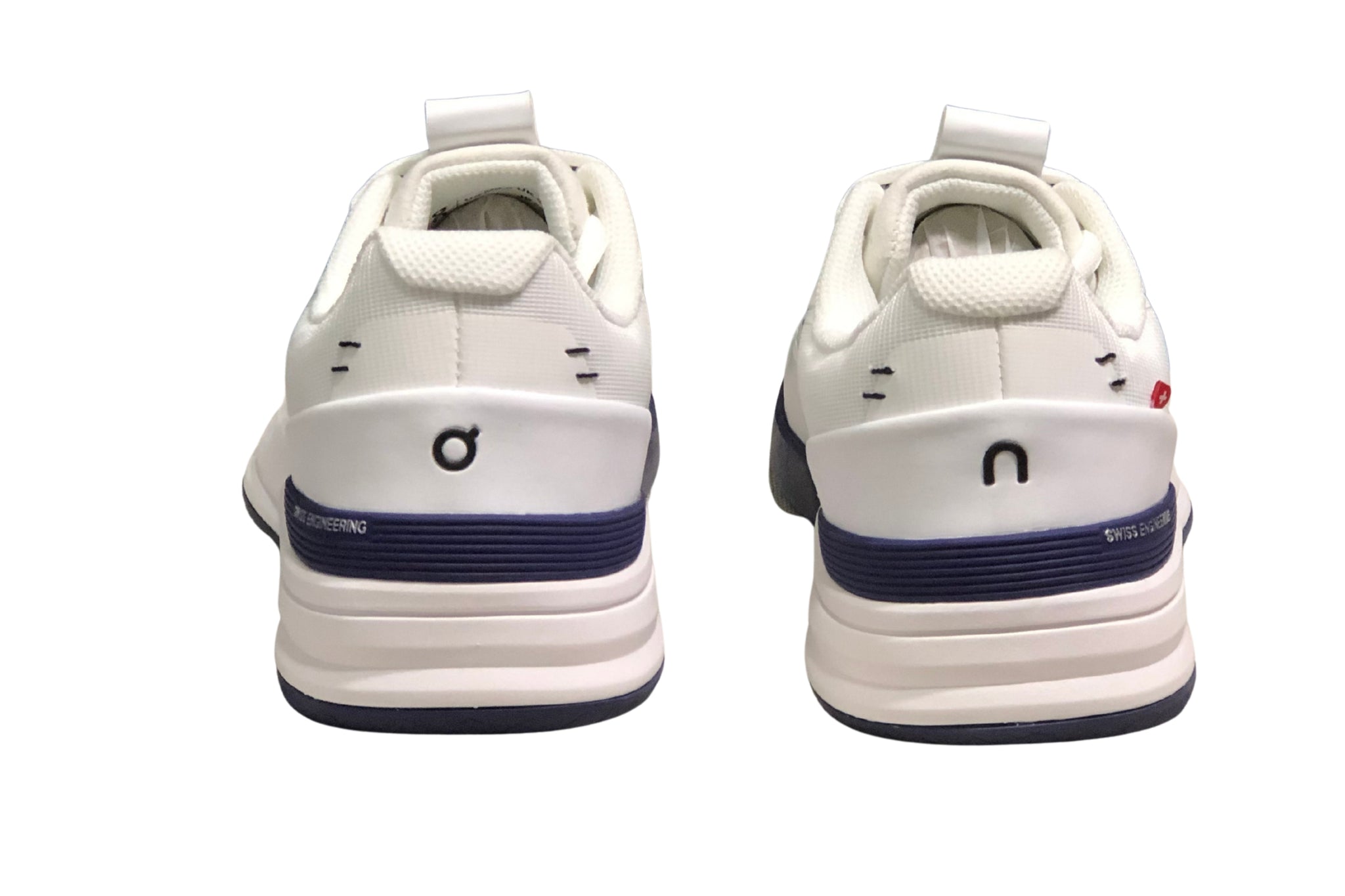 On The Roger Rro Running | און קלאוד