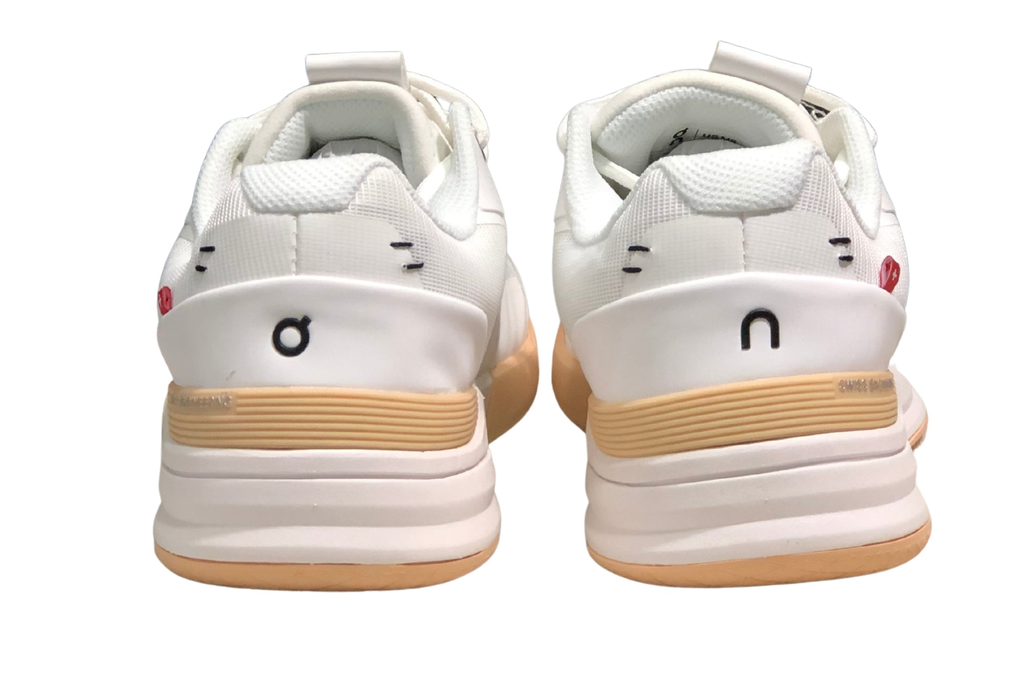 On The Roger Rro Running | און קלאוד