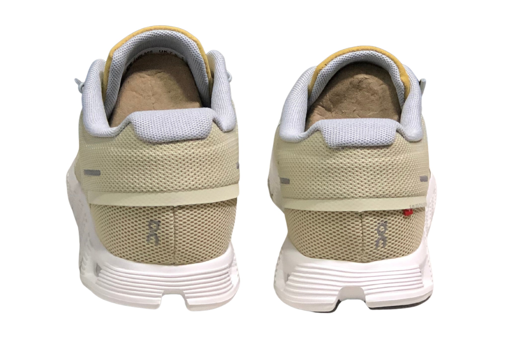 On Cloud 5 Running | און קלאוד