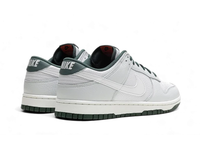 Dunk Low Retro SE Photon Dust Vintage Green | דאנק נמוכות