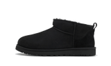 UGG CLASSIC ULTRA MINI BOOT BLACK | מגפי אגג