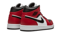 Air Jordan 1 Mid Chicago Black Toe | ג'ורדן 1 מיד