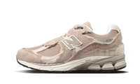 New Balance 2002R Protection Pack Beige | ניו באלאנס