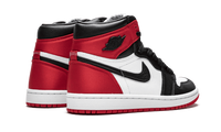 Air Jordan 1 Retro High Satin Black Toe | ג'ורדן 1 גבוהות