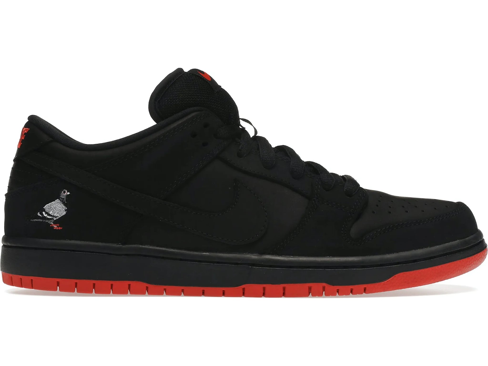 Outlet Dunk Low SB Black Pigeon | דאנק נמוכות אאוטלט