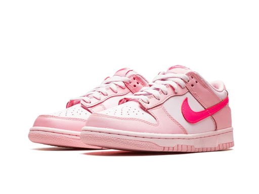 Dunk Low Triple Pink  |  דאנק נמוכות