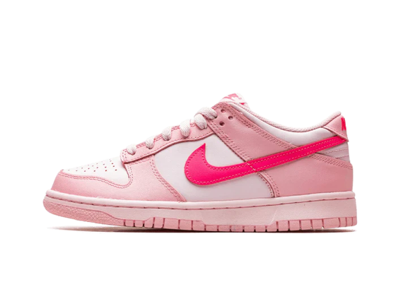 Dunk Low Triple Pink  |  דאנק נמוכות