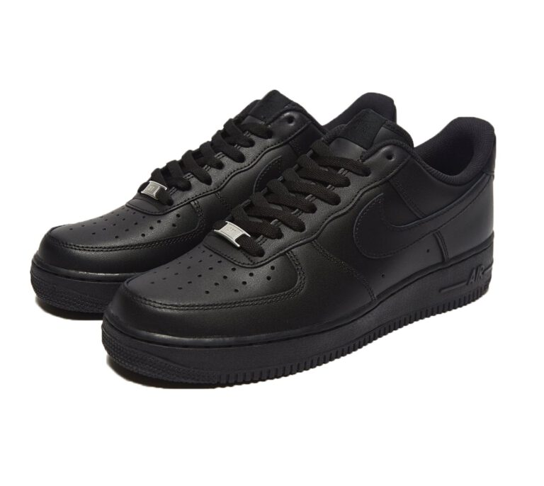 Air Force 1 Triple Black | איירפורס נמוכות