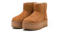 UGG CLASSIC MINI PLATFORM BOOT CHESTNUT | מגפי אגג