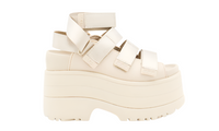 UGG White GoldenRise Sandal | סנדלי האג