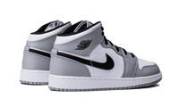 Air Jordan 1 Mid Light Smoke Gray | ג'ורדן 1 מיד - SneakeSpot
