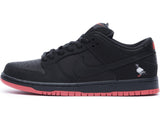 Outlet Dunk Low SB Black Pigeon | דאנק נמוכות אאוטלט